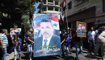 كان خبيراً في 